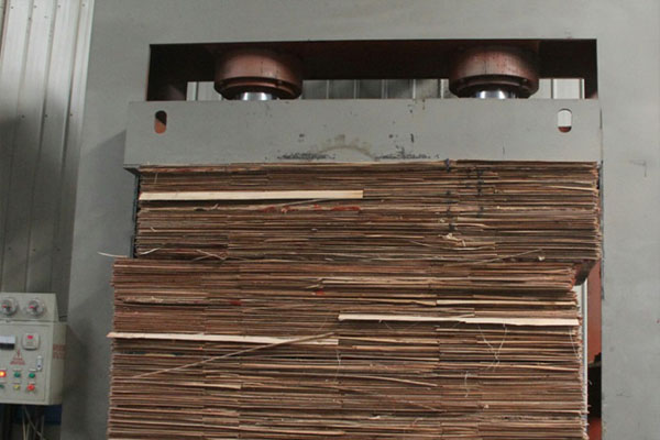 預(yù)壓機(jī) 預(yù)壓機(jī)