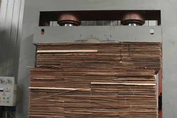 預(yù)壓機(jī) 預(yù)壓機(jī)