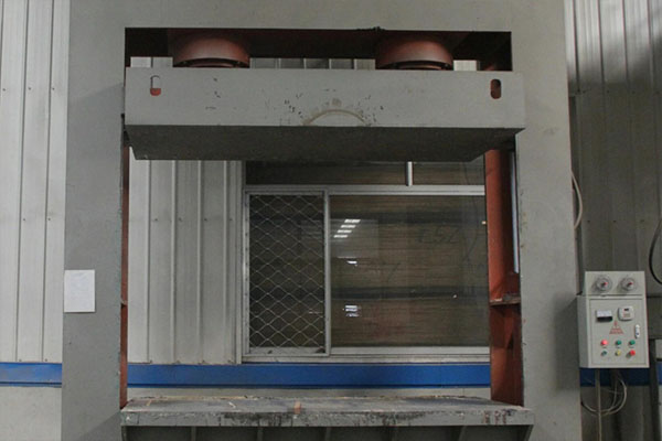 �A(y��)���C(j��)������